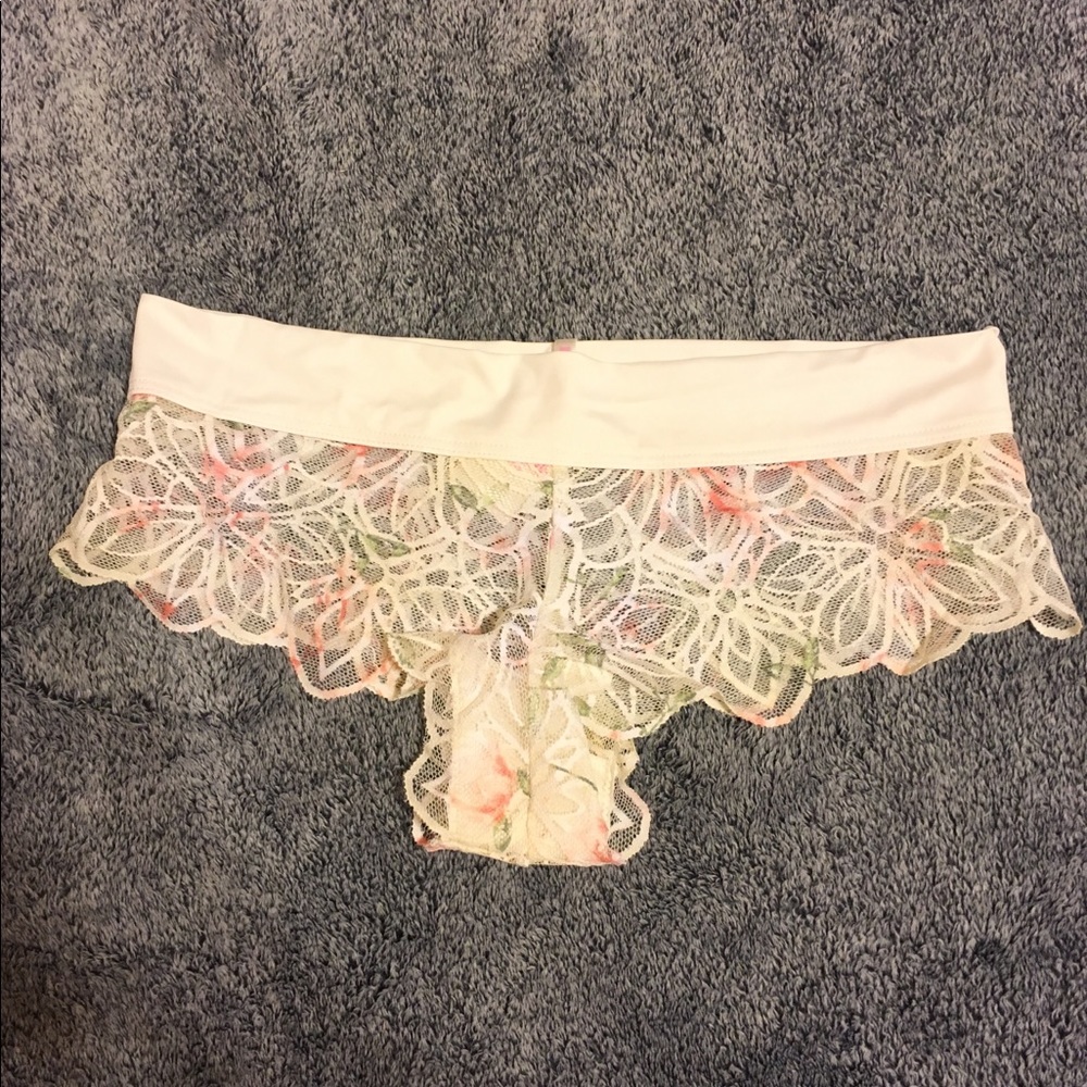 PINK White Lace Floral Panty
